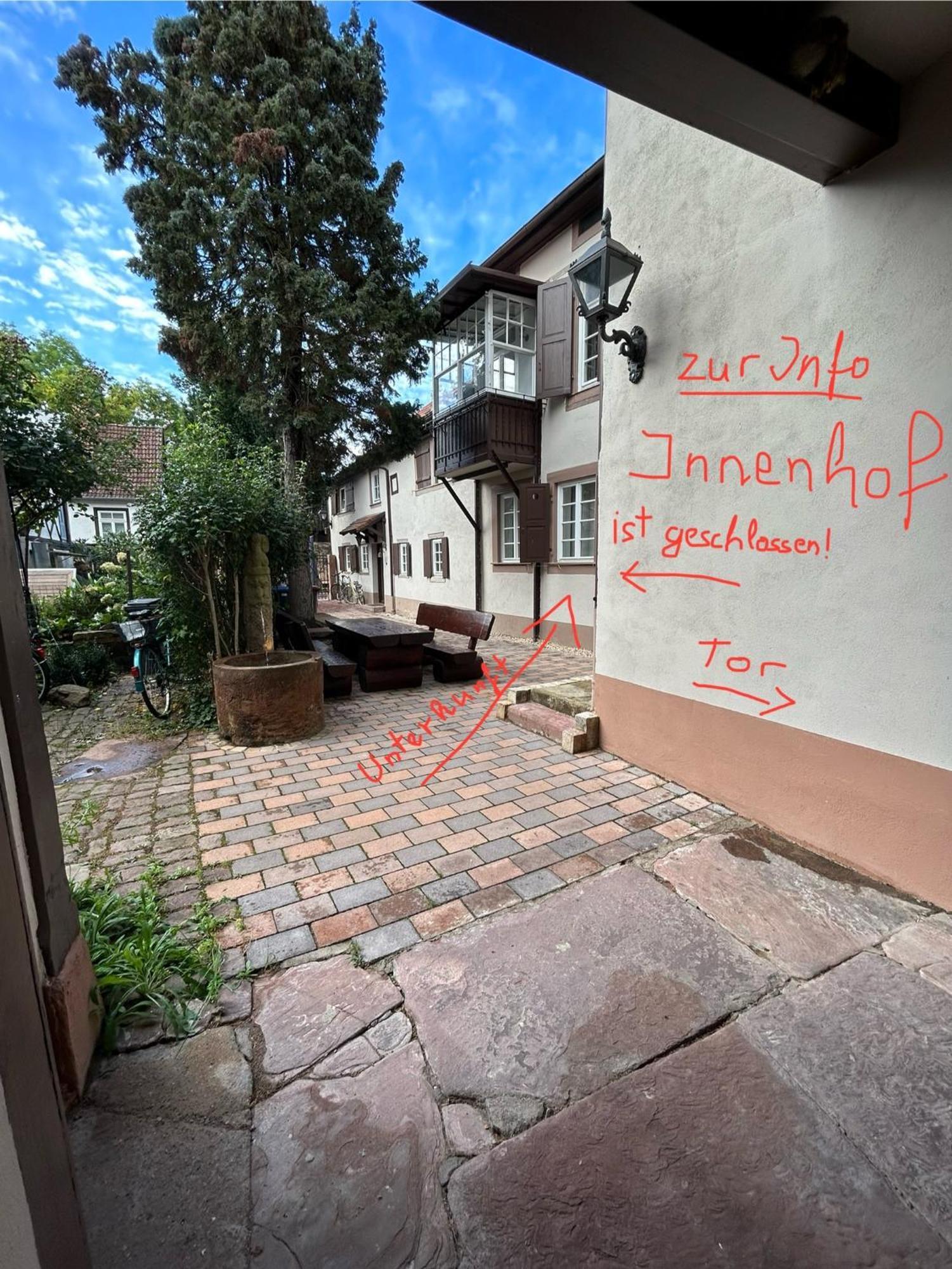 Exklusives Haus, Ruhig Gelegen Im Innenhof, Zentral, Lichtdurchflutet, Karlsruhe Extérieur photo